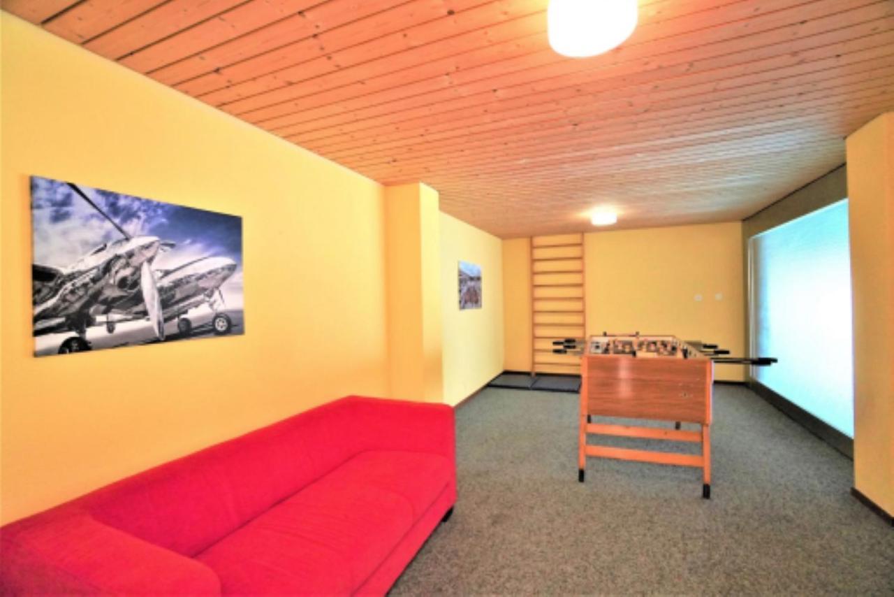 Apartment Lovely 1-bedroom Vacation With Pool And Sauna