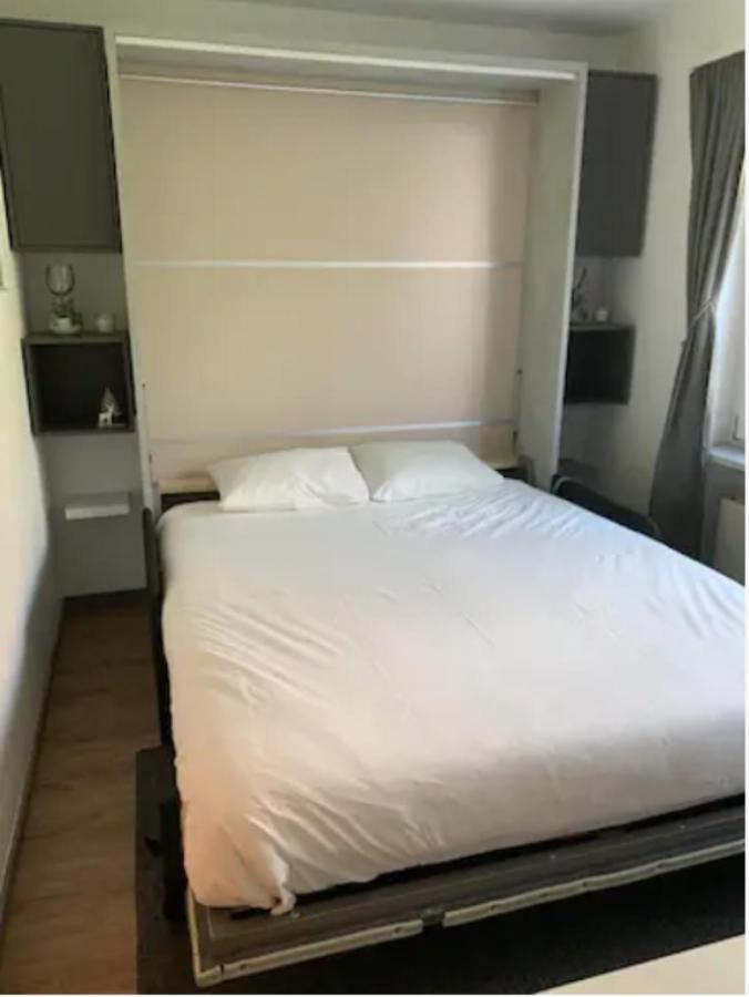 Apartment Lovely 1-bedroom Vacation With Pool And Sauna